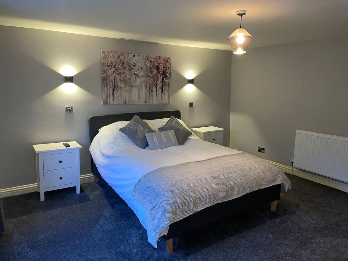 Cosy Apartment Above Village Pub Buxton  Exterior foto